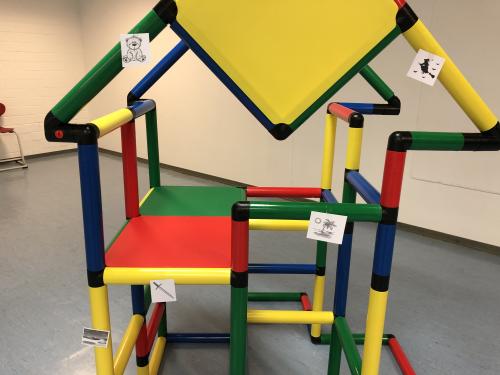 QUADRO mászótorony képkártyákkal
